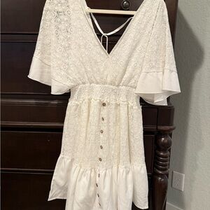 Chic Ivory Lace Midi Dress